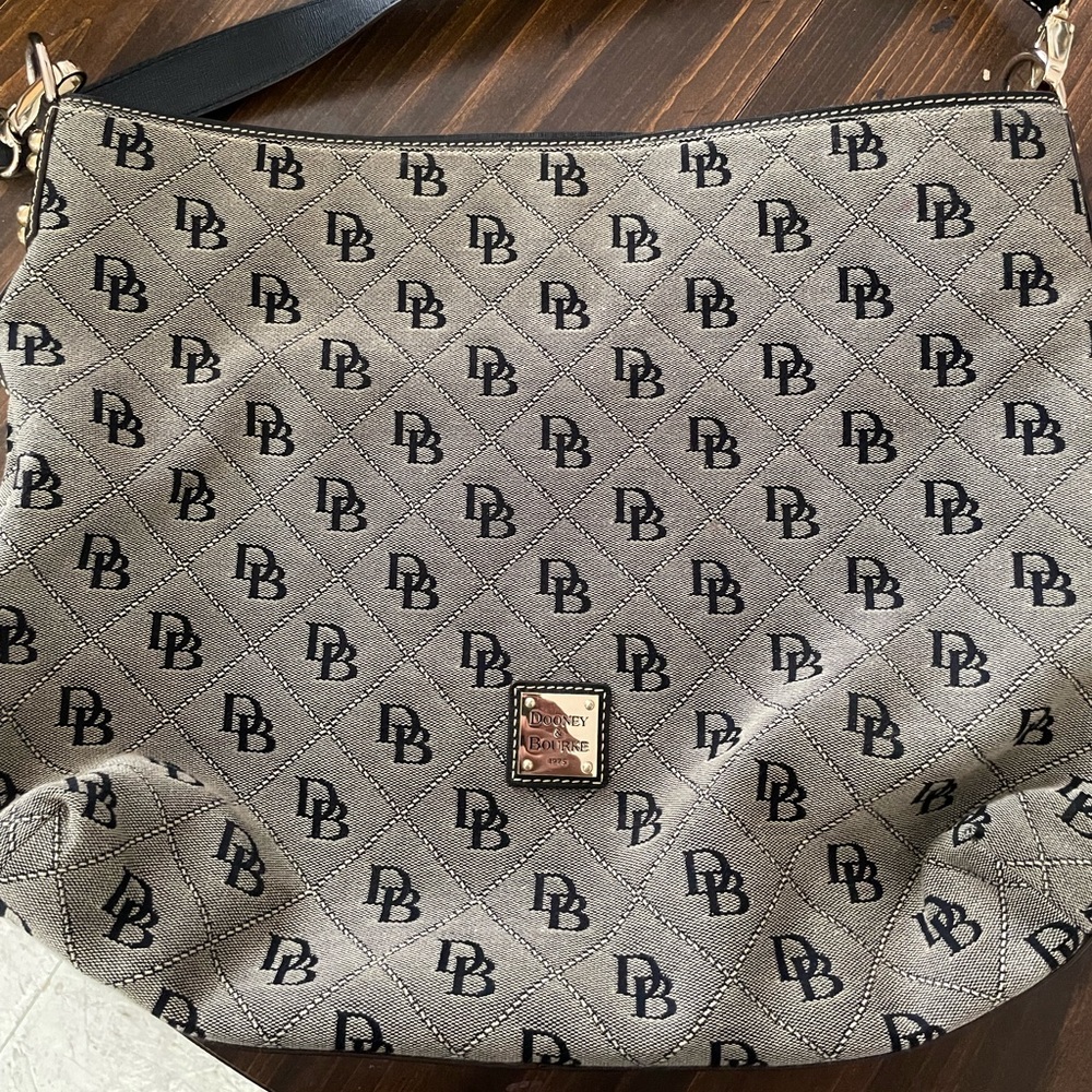 Dooney and Bourke Large Hobo bag
